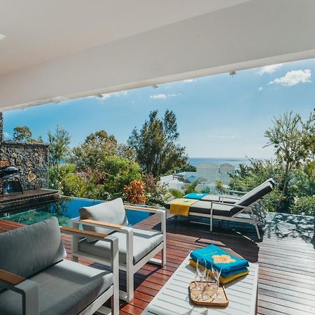 Appartement De Luxe Piscine Et Vue Mer Riviere Noire Exterior photo